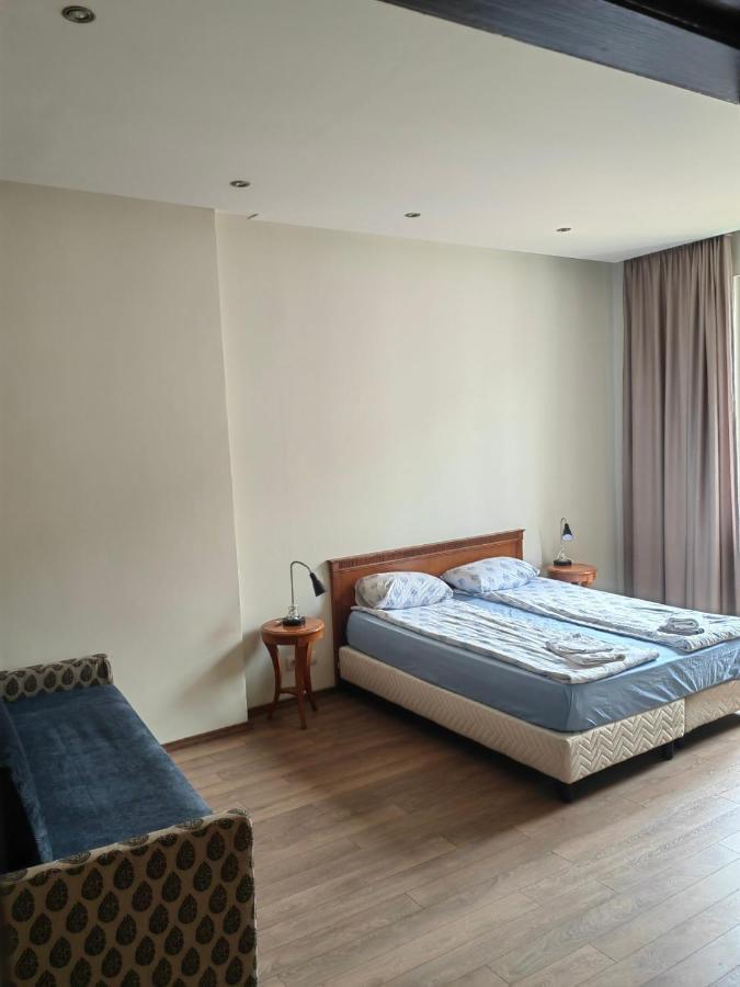 Vitosha 67 Appartement Sofia Buitenkant foto